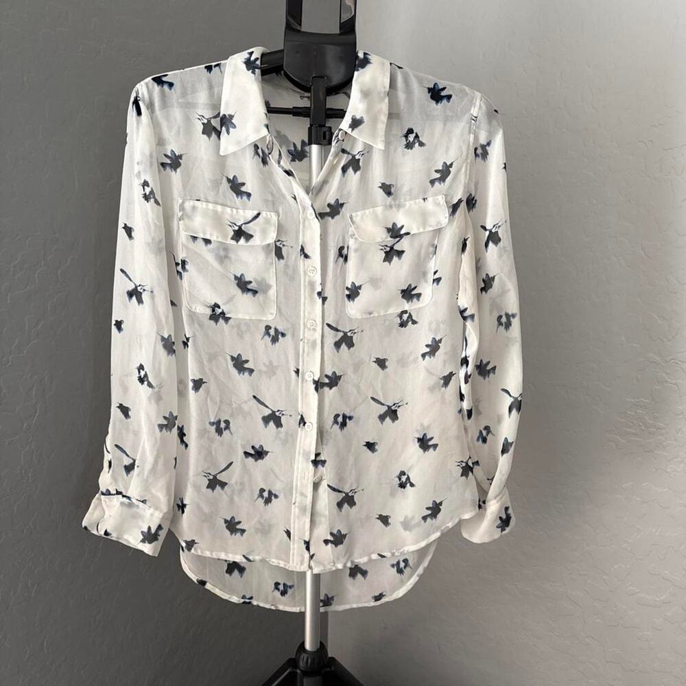 White Vince Camuto Blouse with Bird Print